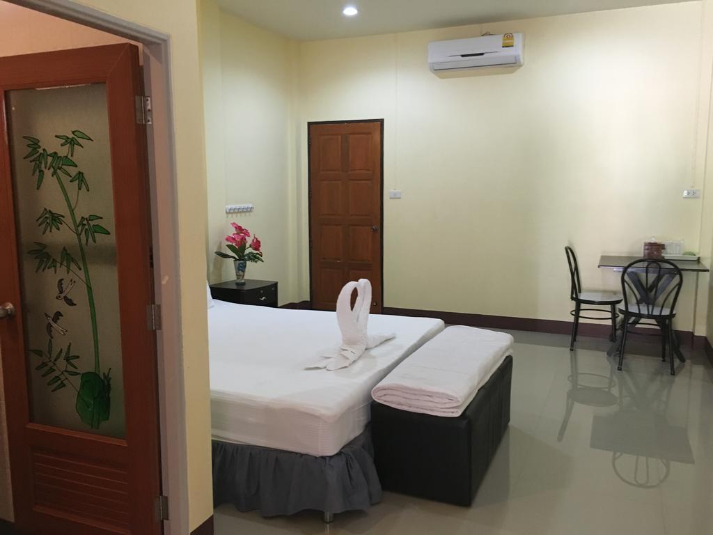 Happy Resort Phang Nga Natai Beach 외부 사진