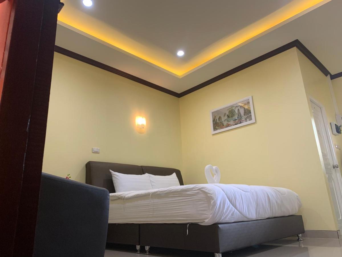 Happy Resort Phang Nga Natai Beach 외부 사진